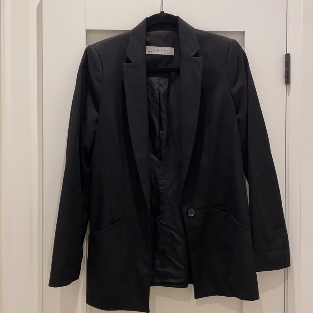 Zara Black Blazer - size Small